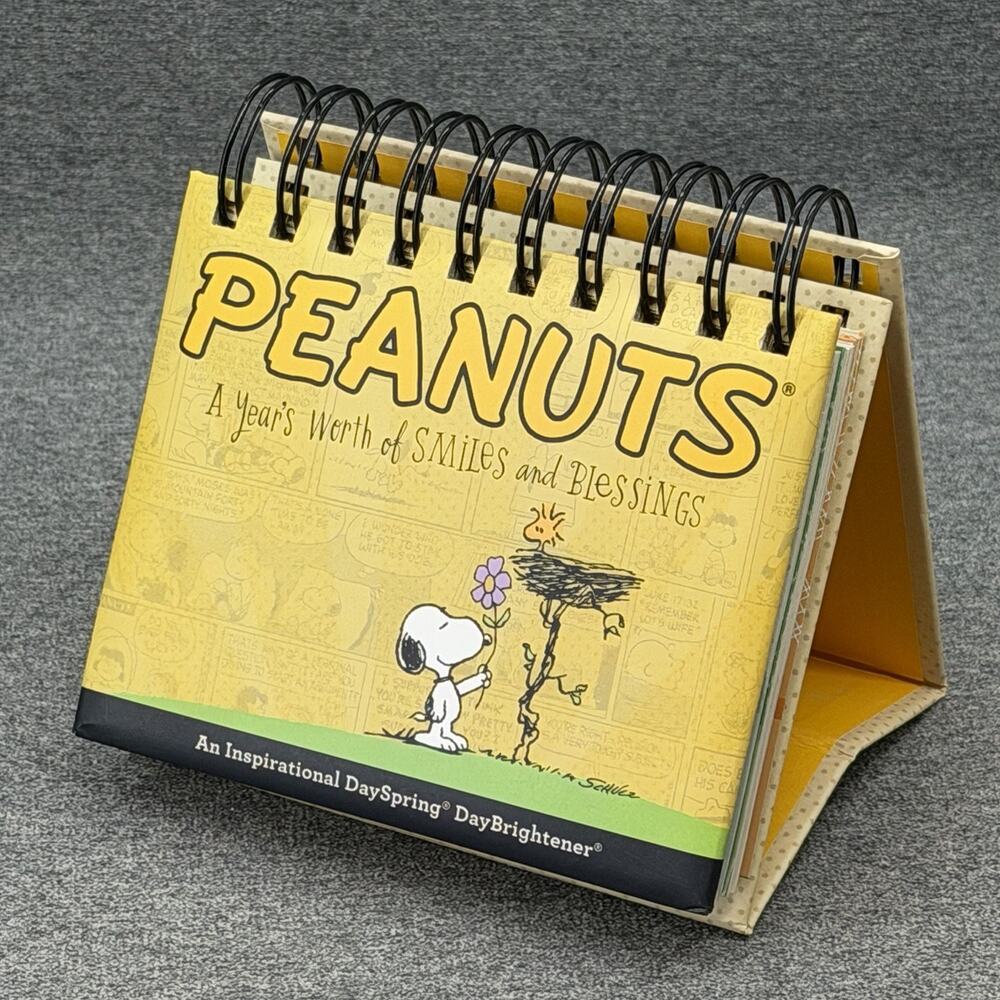 Peanuts Snoopy A Years Worth of Smiles & Blessings Perpetual Desk Flip Calendar